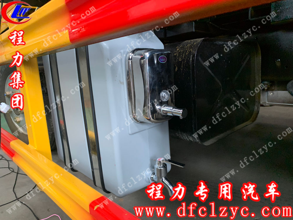 江鈴順達一拖二清障車洗手箱